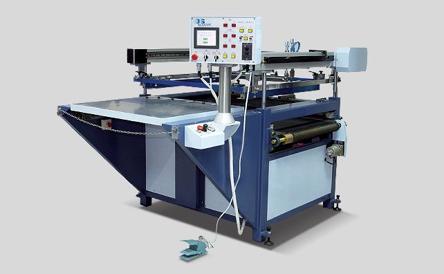 DSAM 5575 - 4/3 Otomatik Serigrafi Baskı Makinesi